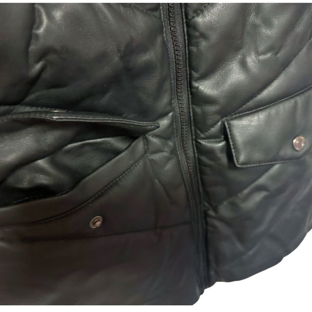 Yaso Black Faux Leather Puffer Vest Size Large - Picture 9 of 15